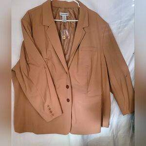 JESSICA LONDON... Camel Blazer with Button Details (130)